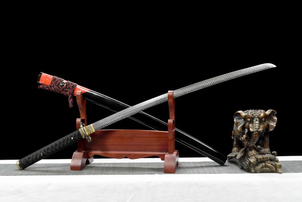 Dragon Soul Blaze – The Hammer’s Mark Katana